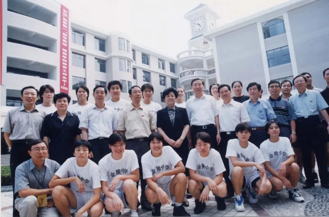 通过哪些训练方法可以有效提高篮球耐力?_0